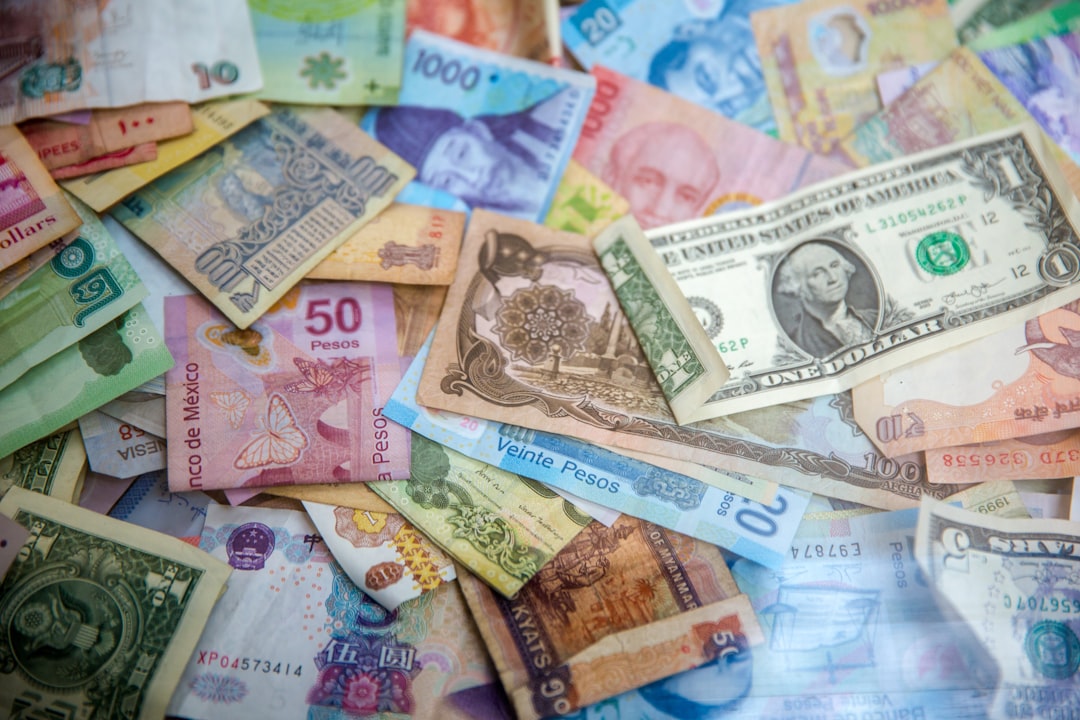 Safe haven assets and currencies during financial market uncertainty and economic crisis